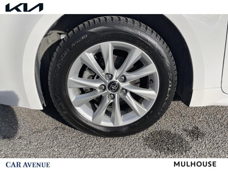 Occasion TOYOTA Corolla 1.8 140ch Dynamic MY23 2024 Blanc lunaire nacre 24990 € à Mulhouse