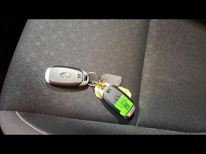 Occasion HYUNDAI Kona 1.6 GDi 141ch Hybrid Creative DCT6 Garantie 1an CarPlay Caméra Angles morts 2020 Atlas White 18990 € à Mulhouse