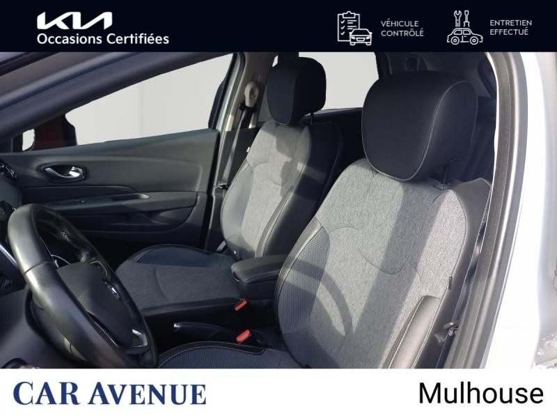 Occasion RENAULT Captur 1.3 TCe 130ch FAP Intens GARANTIE 12 MOIS 2019 Gris 14690 € à Mulhouse