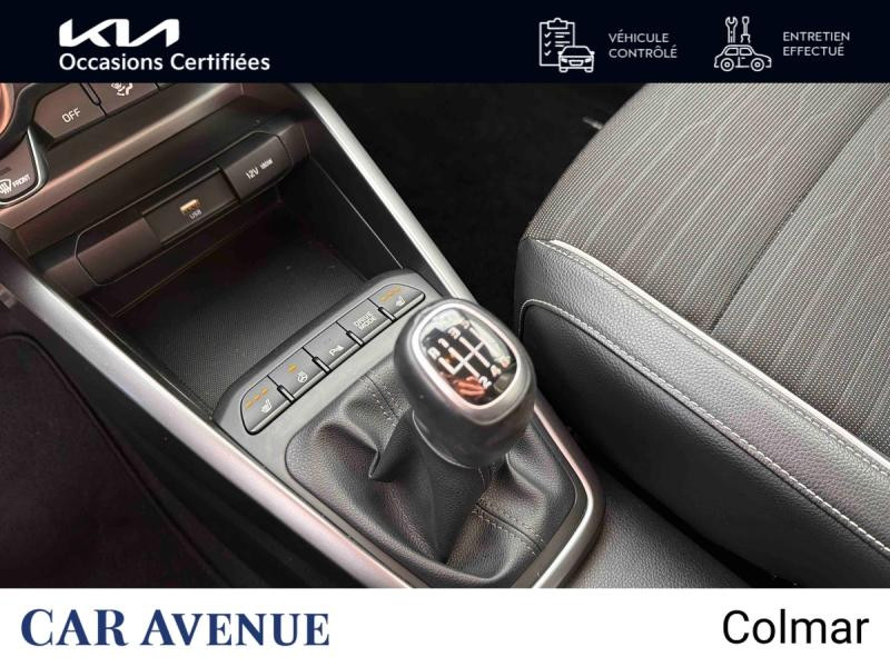 Used KIA Stonic 1.0 T-GDi 120 MHEV GT Line Gps Caméra Carplay Clim auto 2023 Blanc € 18490 in Colmar
