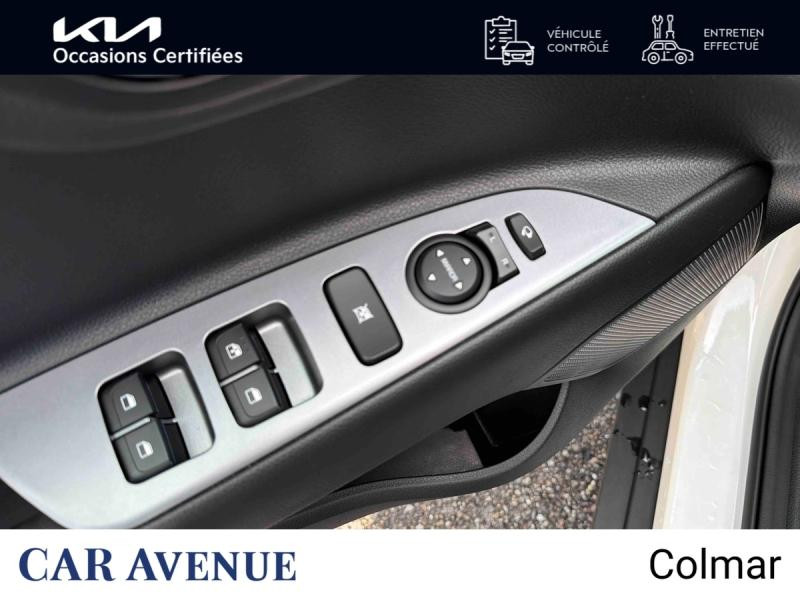Used KIA Stonic 1.0 T-GDi 120 MHEV GT Line Gps Caméra Carplay Clim auto 2023 Blanc € 18490 in Colmar