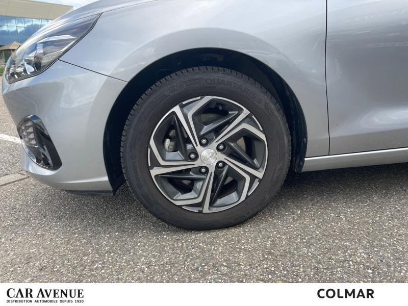Used HYUNDAI i30 1.0 T-GDi 120 Hybrid Carplay Clim auto Caméra Sièges chauffants 2024 Shimmering Silver Métal € 18190 in Colmar