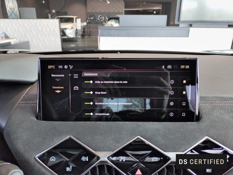 Used DS DS 3 1.2 Hybride 136ch Edition France 2025 Noir Perla Nera (N) € 33990 in Metz
