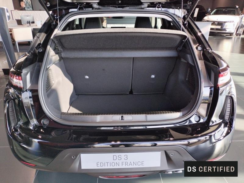 Used DS DS 3 1.2 Hybride 136ch Edition France 2025 Noir Perla Nera (N) € 33990 in Metz