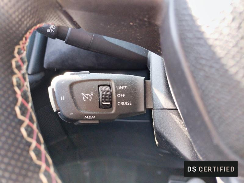 Occasion DS DS 3 Crossback E-Tense Performance Line + 4cv 2020 Blanc Perle Nacré - Toit Noir Perla N. 17990 € à Metz