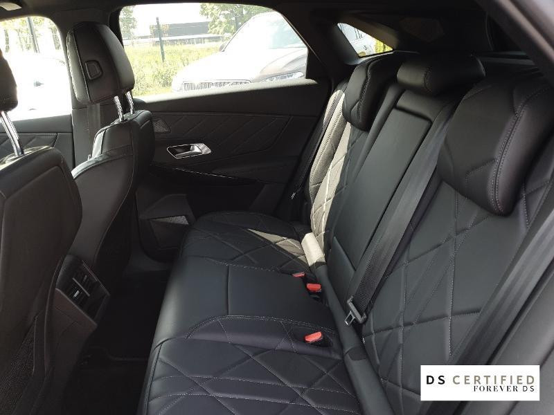 Used DS DS 7 Crossback E-TENSE 4x4 300ch Grand Chic 2020 Gris Platinium (M) € 23790 in Metz