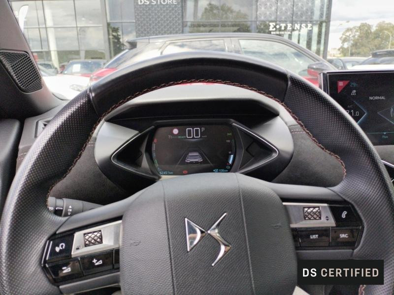 Used DS DS 3 Crossback E-Tense Performance Line + 2022 Blanc Perle Nacré - Toit Noir Perla N. € 16190 in Metz