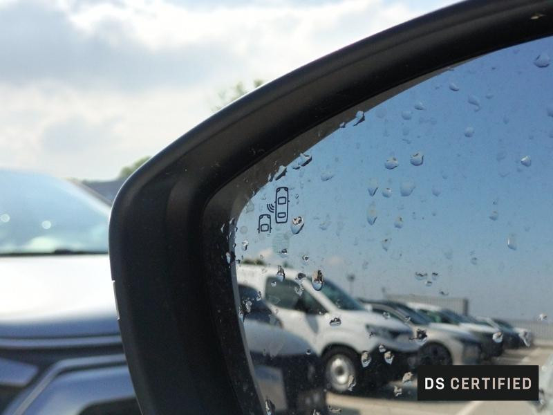 Used DS DS 3 Crossback E-Tense Performance Line + 4cv 2020 Blanc Perle Nacré - Toit Noir Perla N. € 16390 in Metz