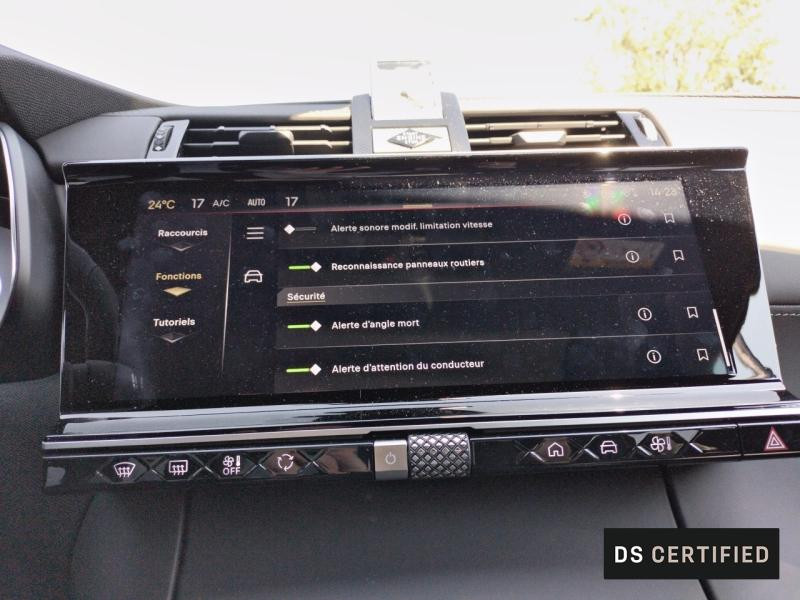 Used DS DS 7 Crossback 1.6 Plug-in Hybrid 4x4 300ch Pallas 2025 Vol de Nuit (N) € 54990 in Metz