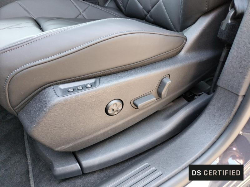 Used DS DS 7 Crossback 1.6 Plug-in Hybrid 4x4 300ch Pallas 2025 Vol de Nuit (N) € 54990 in Metz