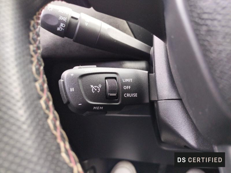 Used DS DS 3 Crossback PureTech 100ch Performance Line 2021 Rouge Rubi (M) - Toit Noir Perla Nera € 14050 in Metz