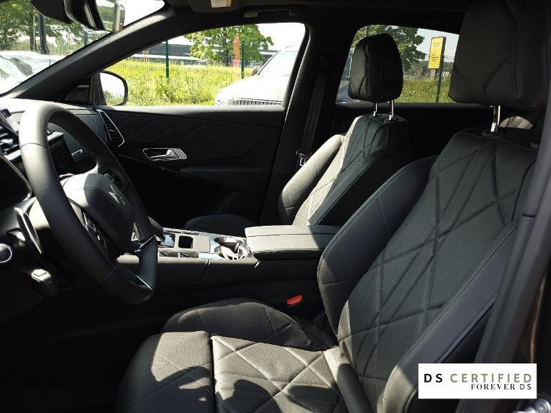 Used DS DS 7 Crossback E-TENSE 4x4 300ch Grand Chic 2020 Gris Platinium (M) € 23790 in Metz