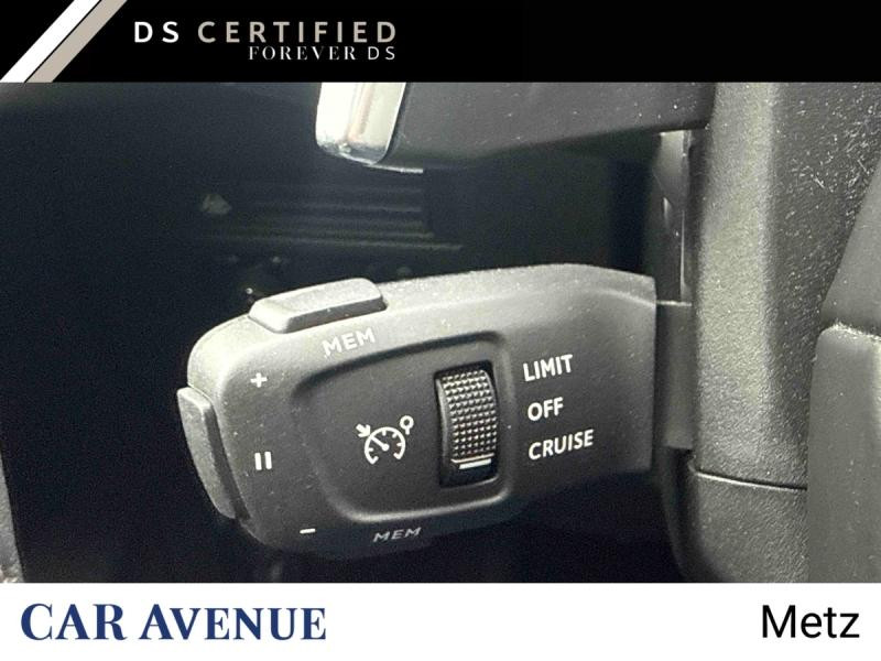 Used DS DS 3 Crossback BlueHDi 130ch Grand Chic Automatique 126g 2020 Bleu Millenium - Toit Noir Perla Nera € 21440 in Metz