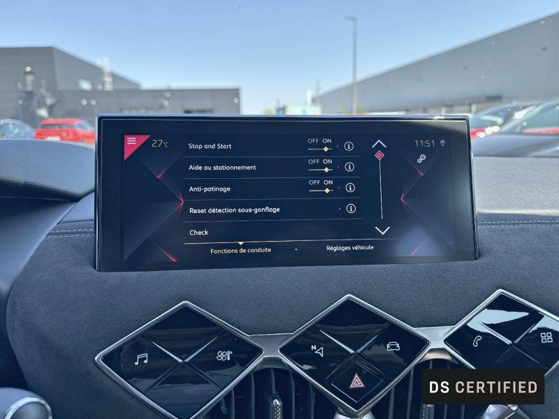 Occasion DS DS 3 Crossback PureTech 130ch So Chic Automatique 7cv 2021 Rouge Rubi (M) - Toit Noir Perla Nera 18490 € à Nancy
