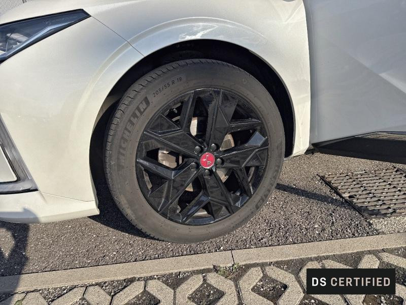 Used DS DS 4 BlueHDi 130ch Performance Line + Automatique 2022 Blanc Nacré (N) € 26690 in Nancy