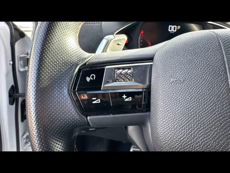 Occasion DS DS 3 Crossback BlueHDi 130ch Performance Line Automatique 7cv 2021 Blanc Perle Nacré - Toit Noir Perla N. 16900 € à Nancy