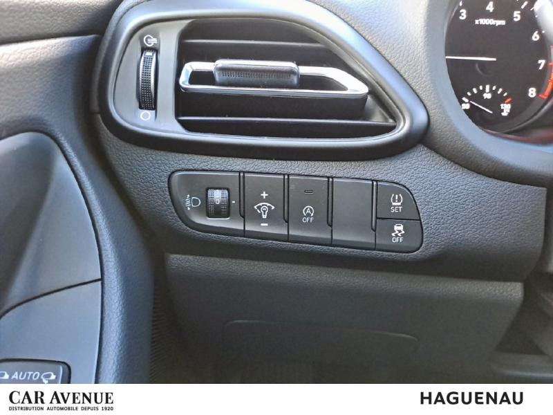 Occasion HYUNDAI i30 1.0 T-GDi 120 Creative Carplay Camera Sieges chauffant GARANTIE 12 MOIS 2024 Shimmering Silver Métal 19990 € à Haguenau