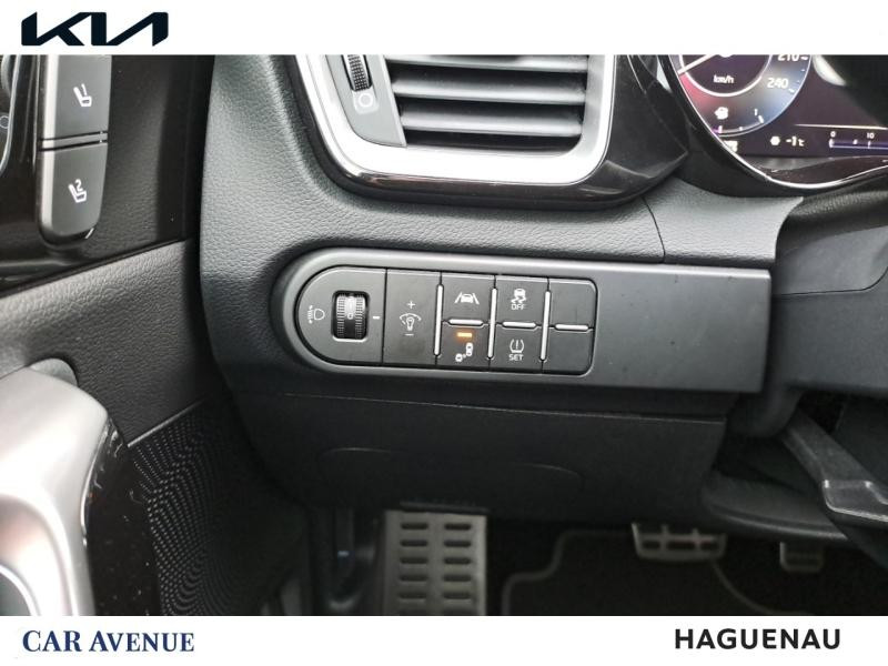 Used KIA Ceed 1.5 T-GDI 160ch GT Line Premium DCT7 GARANTIE 11-2030 2023 Blanc Sensation nacré € 24990 in Haguenau