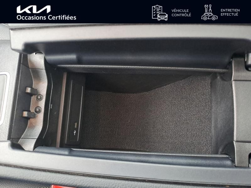 Occasion MERCEDES-BENZ Classe A 180 136 Style Line 7G-DCT Toit ouvrant Camera  GARANTIE 12 MOIS 2020 Jaune soleil 21490 € à Haguenau