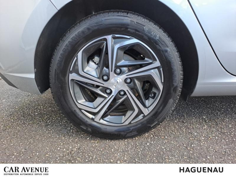 Used HYUNDAI i30 1.0 T-GDi 120 Creative Carplay Camera Sieges chauffant GARANTIE 12 MOIS 2024 Shimmering Silver Métal € 17590 in Haguenau