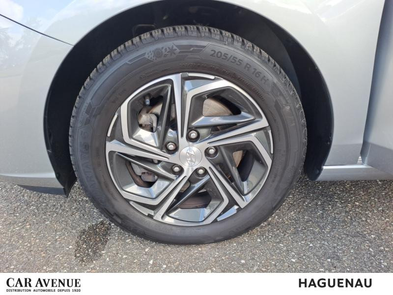 Used HYUNDAI i30 1.0 T-GDi 120 Creative Carplay Camera Sieges chauffant GARANTIE 12 MOIS 2024 Shimmering Silver Métal € 17590 in Haguenau