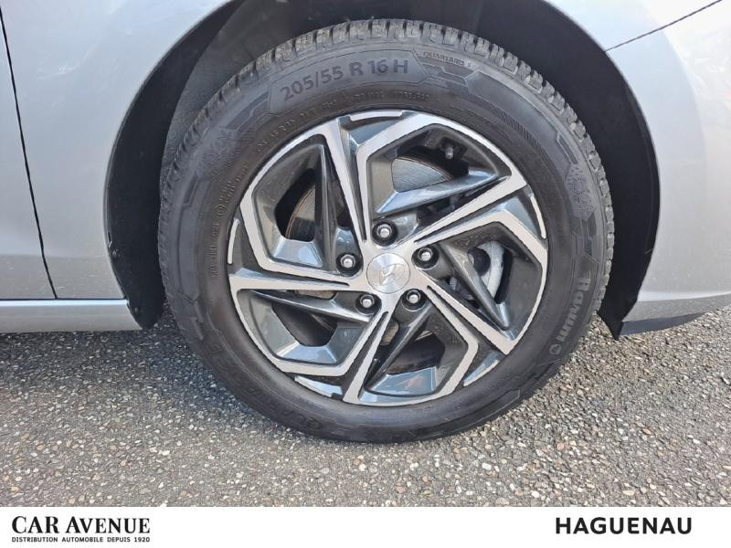 Used HYUNDAI i30 1.0 T-GDi 120 Creative Carplay Camera Sieges chauffant GARANTIE 12 MOIS 2024 Shimmering Silver Métal € 17590 in Haguenau