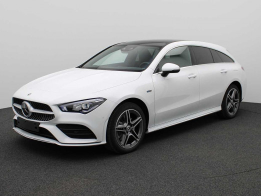 Occasion MERCEDES-BENZ CLA CLA 250 e Shooting Brake Hybride AMG Line 2021 Blanc 52 890 € à Eupen