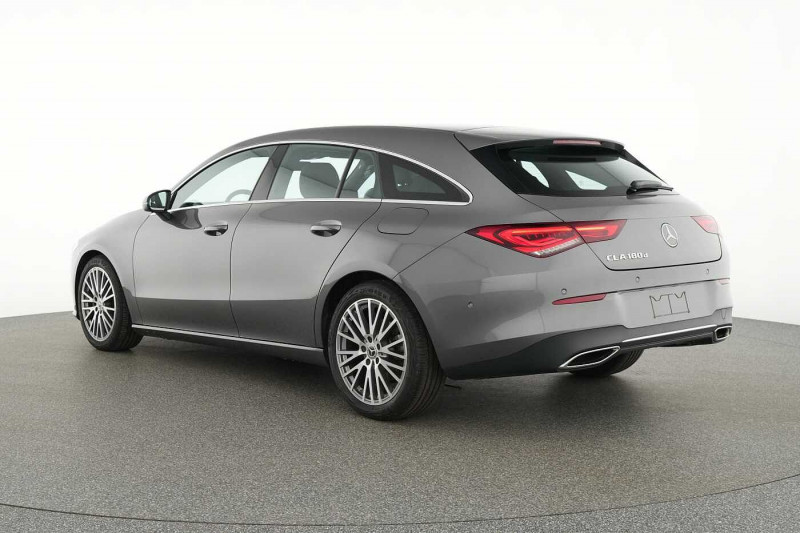 Used MERCEDES-BENZ CLA 180 Shooting Brake CLA 180 d Shooting Brake 2022 Gris € 32890 in Eupen