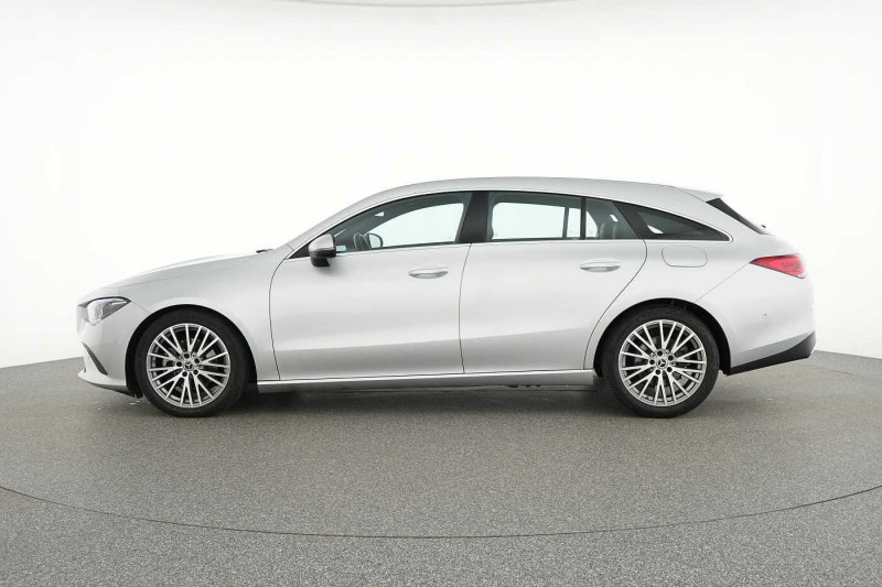 Used MERCEDES-BENZ CLA 180 Shooting Brake CLA 180 d Shooting Brake 2023 Argent € 31890 in Eupen