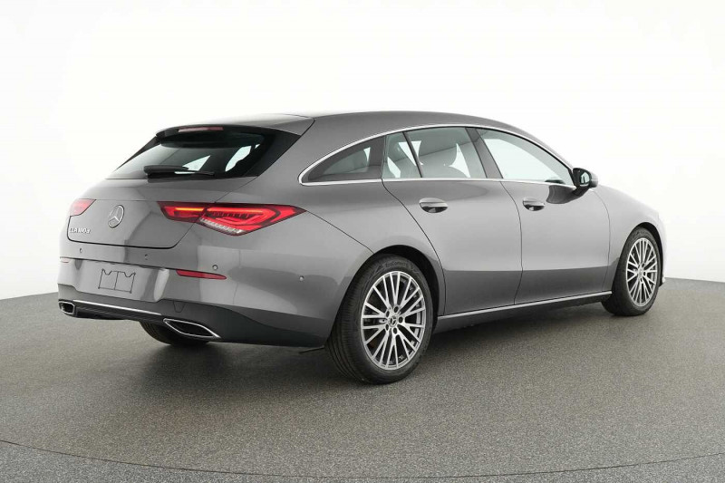 Used MERCEDES-BENZ CLA 180 Shooting Brake CLA 180 d Shooting Brake 2022 Gris € 32890 in Eupen