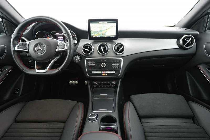 Occasion MERCEDES-BENZ GLA GLA 200 AMG Line 2019 Noir 28890 € à Eupen