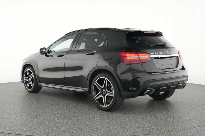 Used MERCEDES-BENZ GLA GLA 200 AMG Line 2019 Noir € 28890 in Eupen