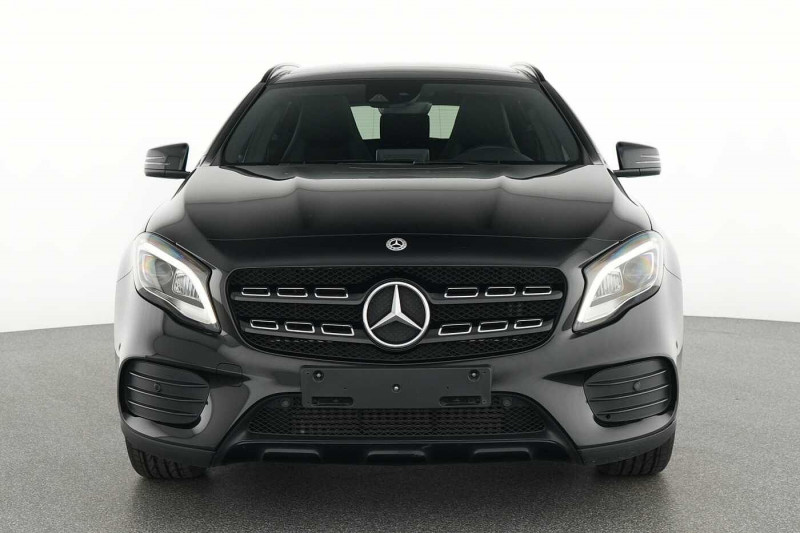 Used MERCEDES-BENZ GLA GLA 200 AMG Line 2019 Noir € 28890 in Eupen