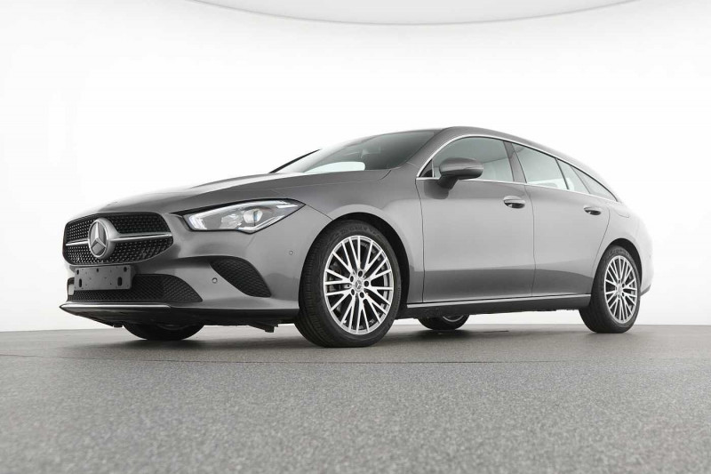 Used MERCEDES-BENZ CLA 180 Shooting Brake CLA 180 d Shooting Brake 2022 Gris € 32890 in Eupen