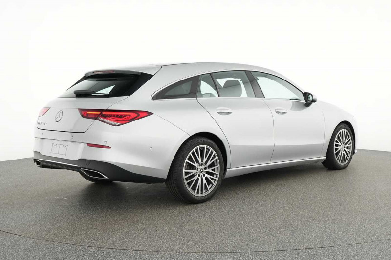 Used MERCEDES-BENZ CLA 180 Shooting Brake CLA 180 d Shooting Brake 2023 Argent € 31890 in Eupen