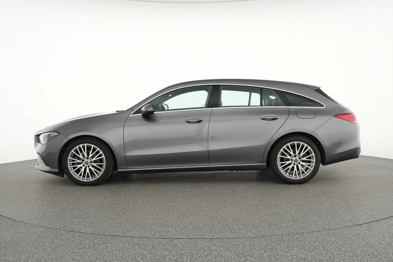 Used MERCEDES-BENZ CLA 180 Shooting Brake CLA 180 d Shooting Brake 2022 Gris € 32890 in Eupen