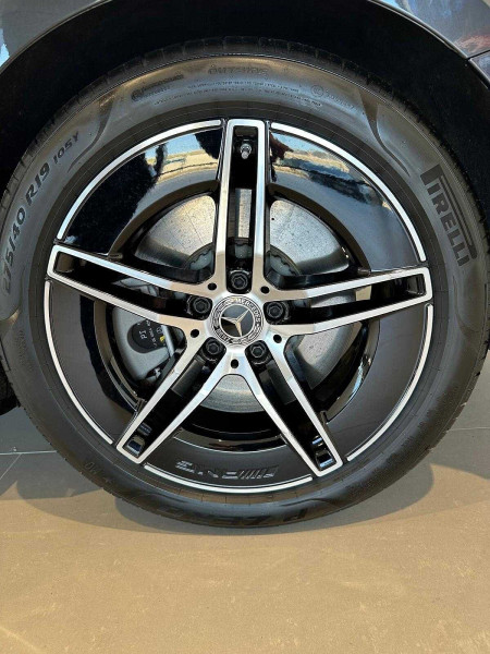Occasion MERCEDES-BENZ E 300 E 300 de Break AMG Line 2024 Gris 64890 € à Eupen