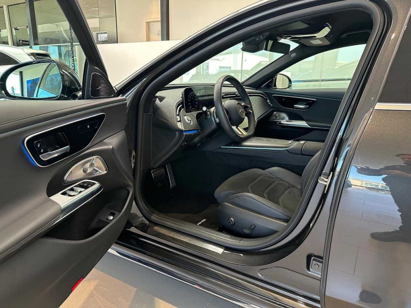 Occasion MERCEDES-BENZ E 300 E 300 de Break AMG Line 2024 Gris 64890 € à Eupen
