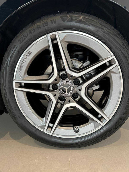 Occasion MERCEDES-BENZ Classe A A 180 AMG Line 2024 Noir 34890 € à Eupen