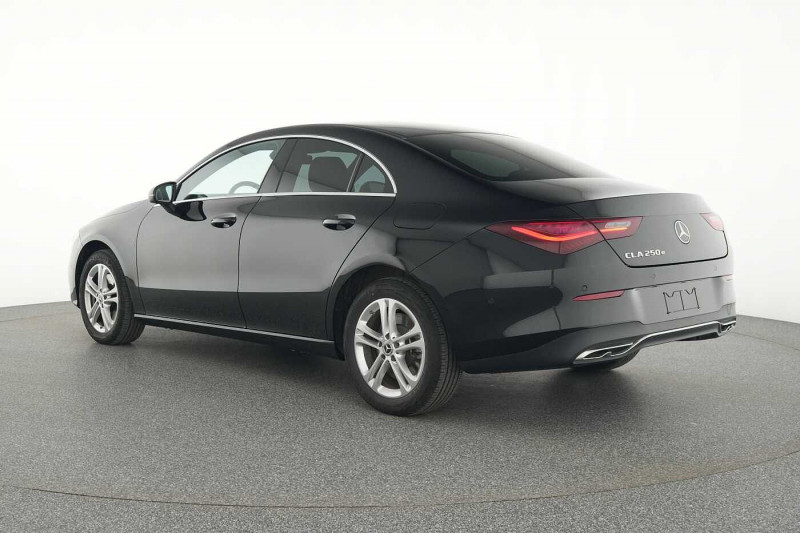 Used MERCEDES-BENZ CLA CLA 250 e Coupé Progressive 2024 Noir € 37890 in Eupen