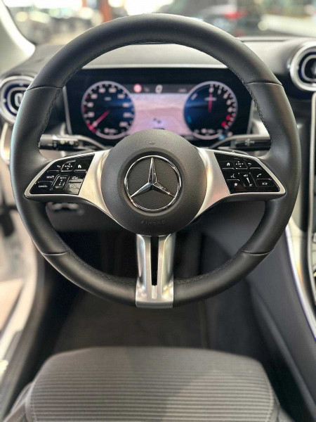 Used MERCEDES-BENZ GLC GLC 300 de 4MATIC 2024 Blanc € 68890 in Eupen