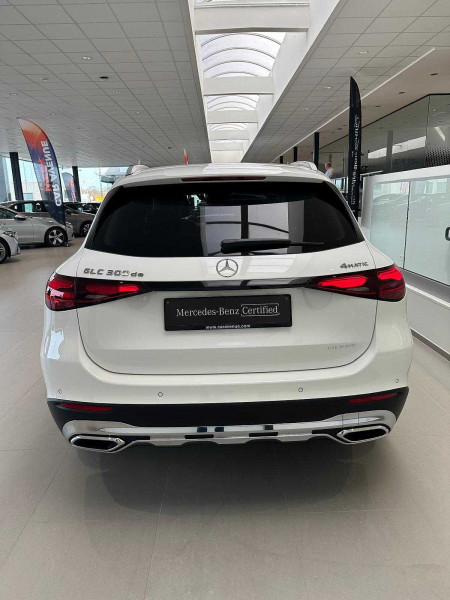 Used MERCEDES-BENZ GLC GLC 300 de 4MATIC 2024 Blanc € 68890 in Eupen