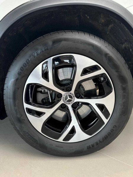 Used MERCEDES-BENZ GLC GLC 300 de 4MATIC 2024 Blanc € 68890 in Eupen