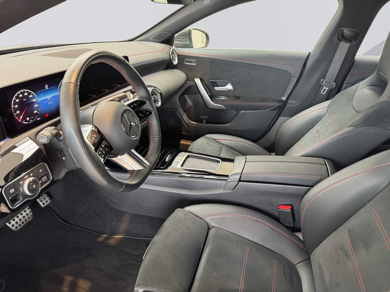 Occasion MERCEDES-BENZ CLA CLA 200 d Shooting Brake AMG Line 2024 Gris 38890 € à Eupen