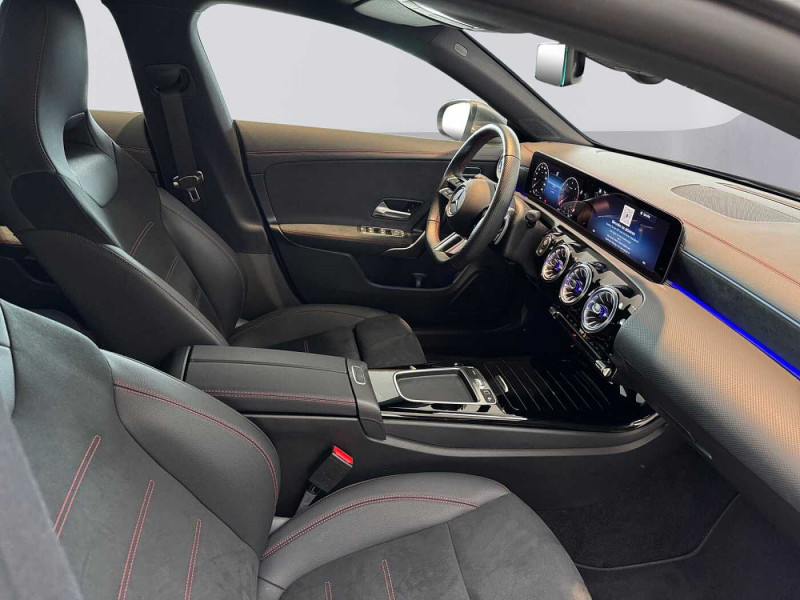 Occasion MERCEDES-BENZ CLA CLA 200 d Shooting Brake AMG Line 2024 Gris 38890 € à Eupen