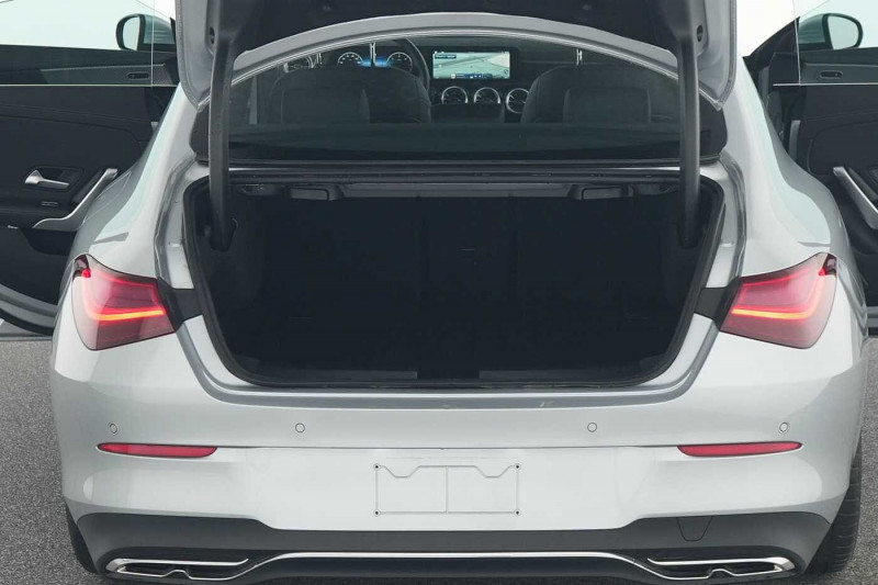 Occasion MERCEDES-BENZ CLA CLA 180 d Coupé 2024 Argent 32890 € à Eupen