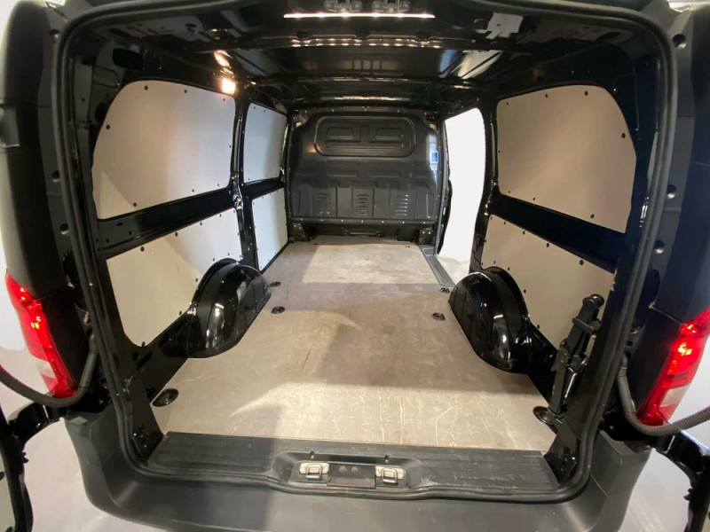 Occasion MERCEDES-BENZ Vito Vito 116 CDI L2 2022 Noir 37389 € à Liège
