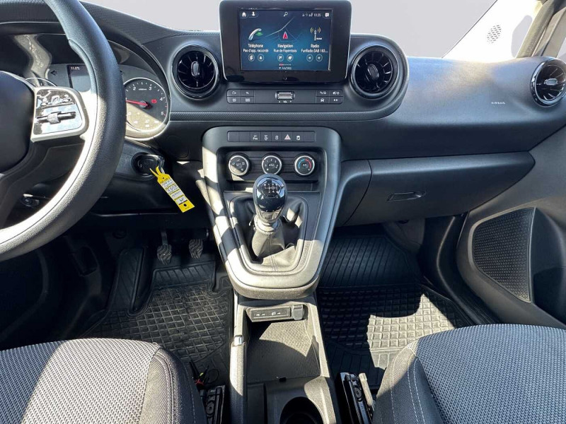 Occasion MERCEDES-BENZ Citan Combi Citan 110 CDI Tourer PRO 2022 Argent 24890 € à Liège