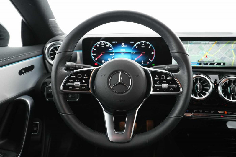 Occasion MERCEDES-BENZ CLA 200 Shooting Brake CLA 200 d Shooting Brake Progressive 2022 Gris 38890 € à Liège