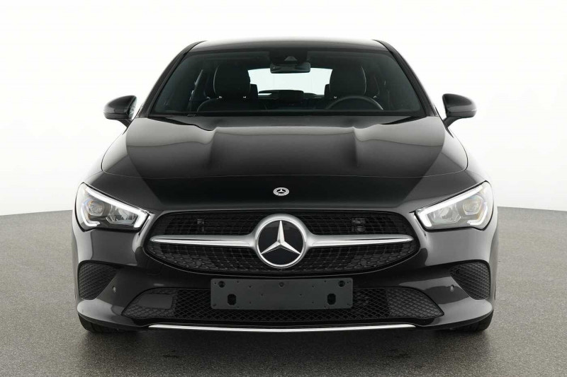 Occasion MERCEDES-BENZ CLA 180 Shooting Brake CLA 180 d Shooting Brake Progressive 2023 Noir 32890 € à Liège